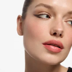Me Like Volumizing Lip Gloss